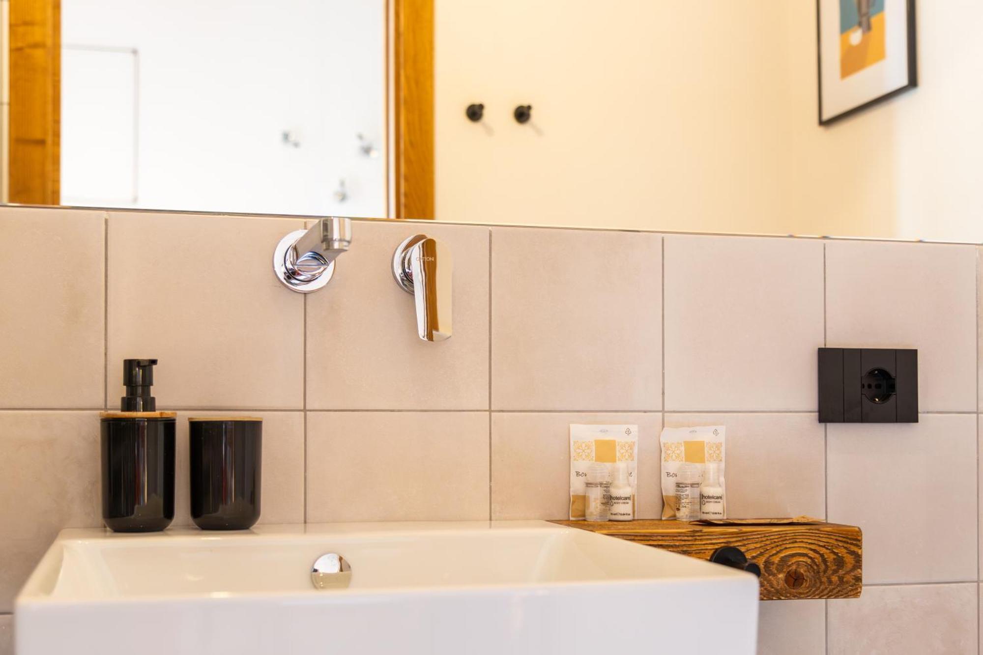 Tortolì Iknos Accommodation מראה חיצוני תמונה